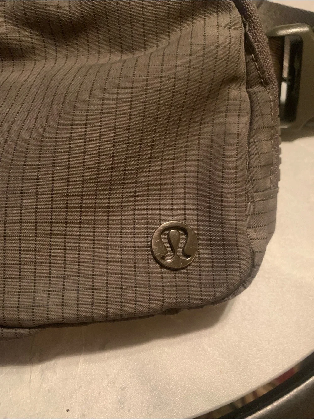 lululemon athletica Belt Bag in Gray-Brown